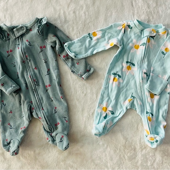 Newborn clothes bundle - Picture 5 of 13